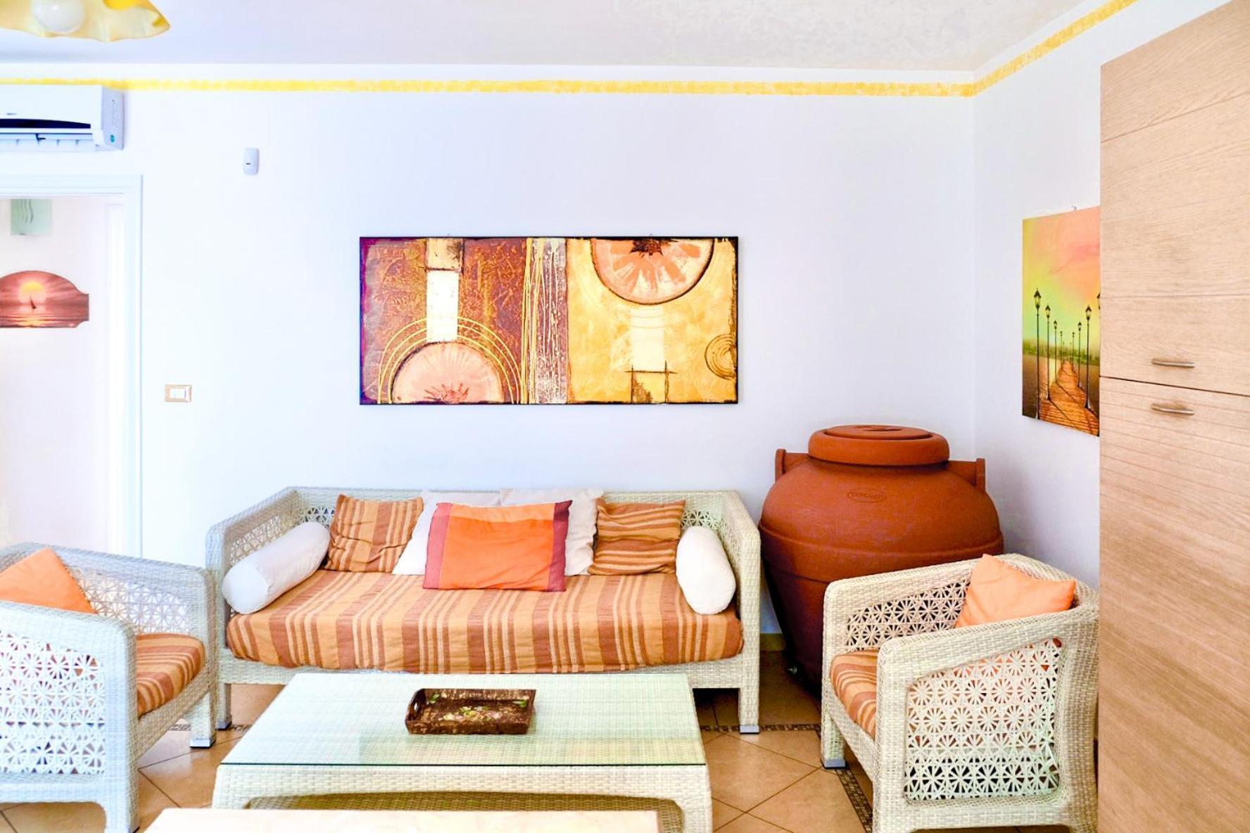 Maldive Del Salento- Your Sunny Oasis In Ferienhaus *