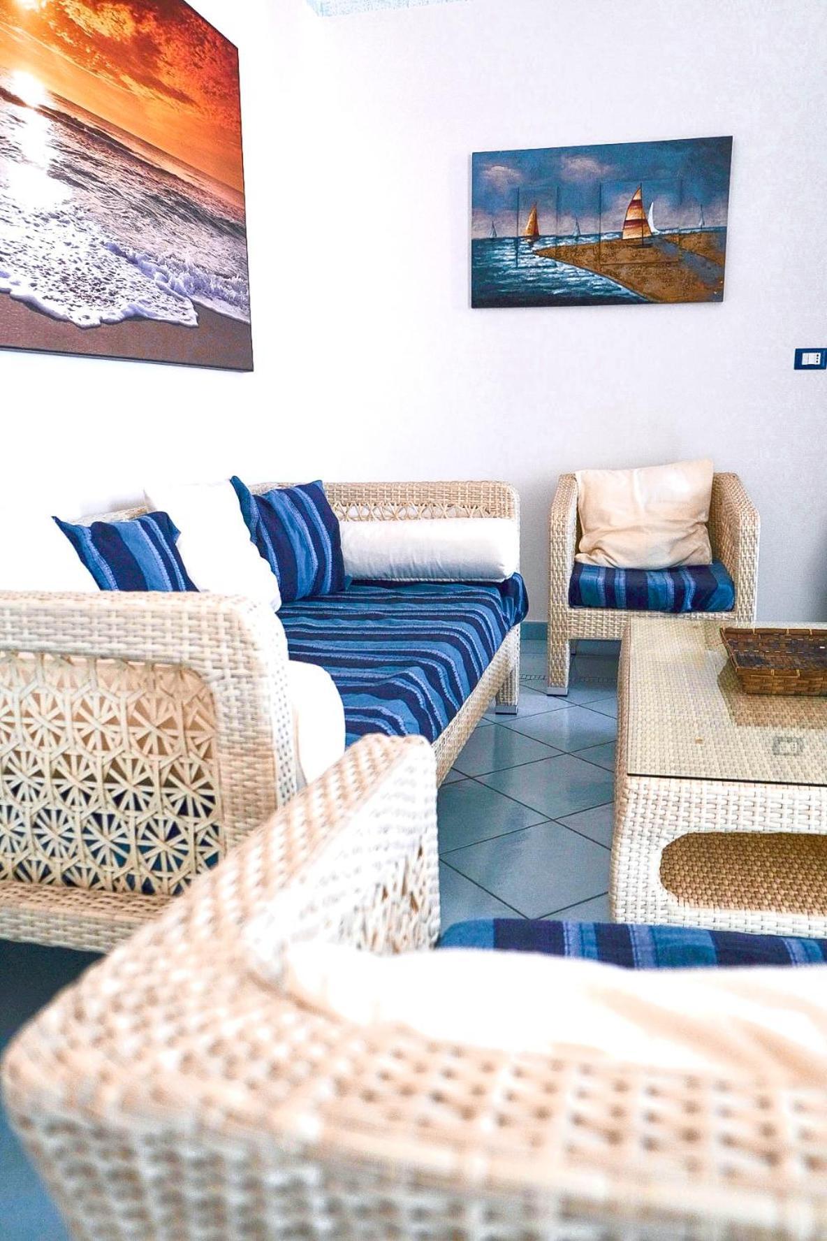 Ferienhaus Maldive Del Salento- Your Sunny Oasis In