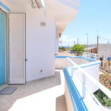 Maldive Del Salento- Your Sunny Oasis In Torre Pali Exterior photo