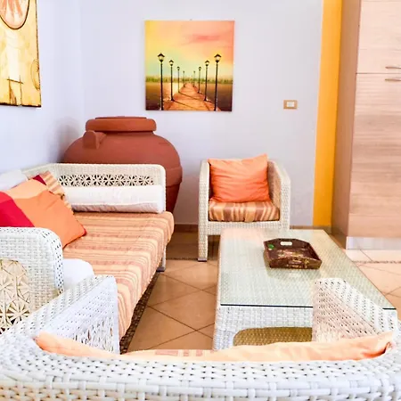 Maldive Del Salento- Your Sunny Oasis In Torre Pali Exterior photo