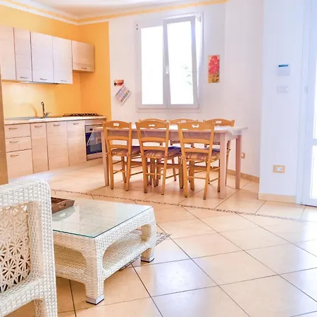 Maldive Del Salento- Your Sunny Oasis In Torre Pali Exterior photo
