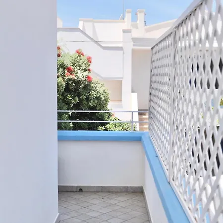 Maldive Del Salento- Your Sunny Oasis In Torre Pali Exterior photo