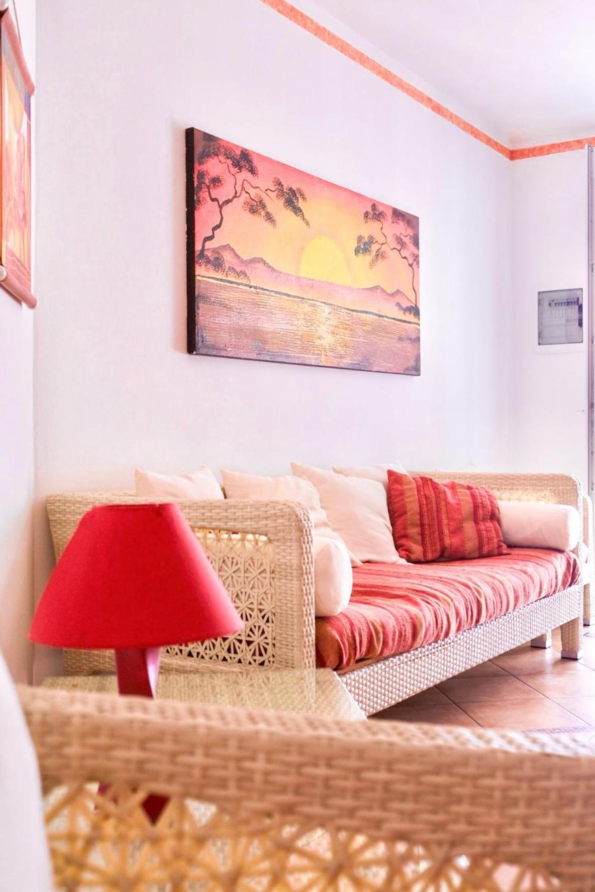Maldive Del Salento- Your Sunny Oasis In Torre Pali