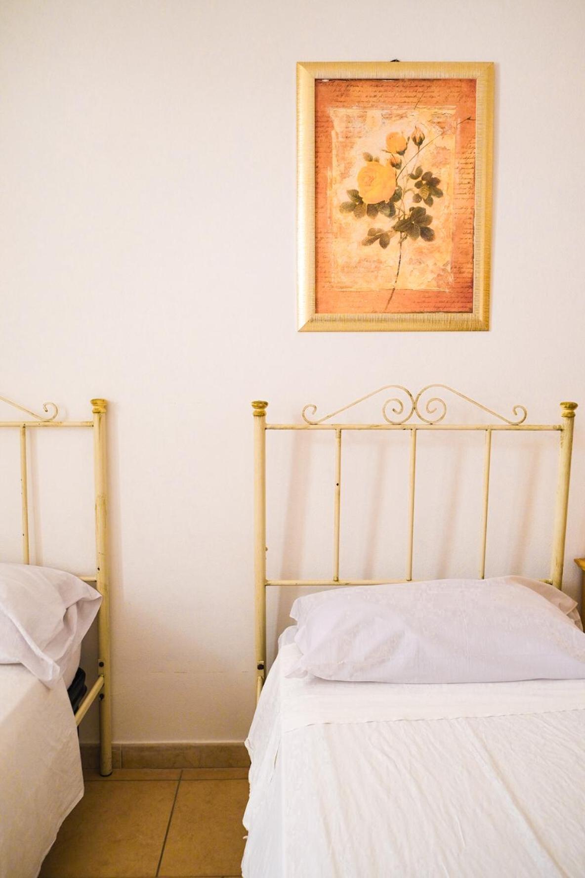 Maldive Del Salento- Your Sunny Oasis In Torre Pali